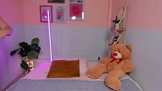 Camila Rivers online show from 5, 12, 2025