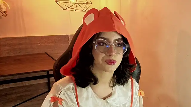 LiLLiAnderson online show from 25, 11, 2025