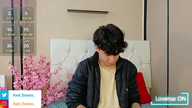 Axel  Evans online show from 6, 10, 2025