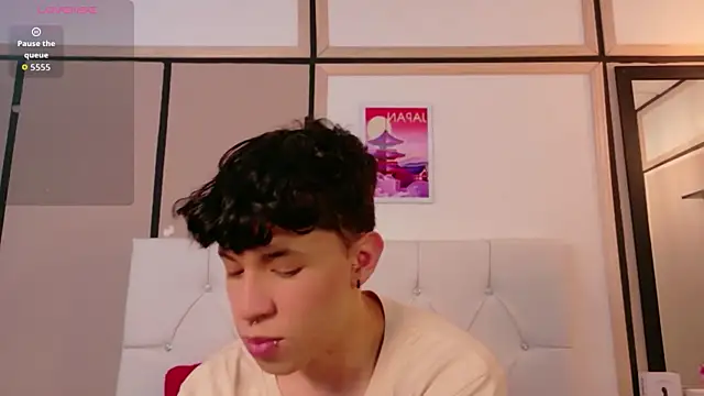 Axel  Evans online show from 10, 4, 2026