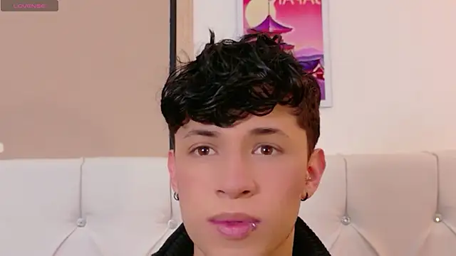 Axel  Evans online show from 17, 4, 2026