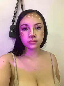 cloe weiss online show from 27, 10, 2025