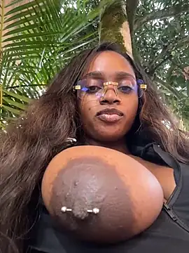 Snapshot of darle_volant chatting on 18, 2, 2026 darle volant online show from 18, 2, 2026