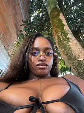 Snapshot of darle_volant chatting on 25, 2, 2026 darle volant online show from 25, 2, 2026