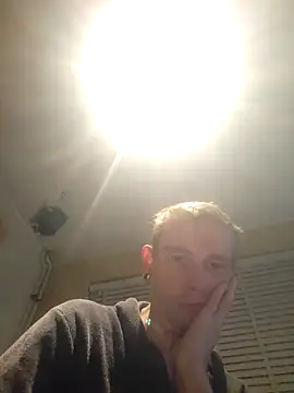 piercingpik online show from 15, 3, 2026