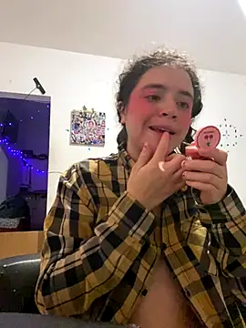 Lucy YupiSweet online show from 31, 10, 2025