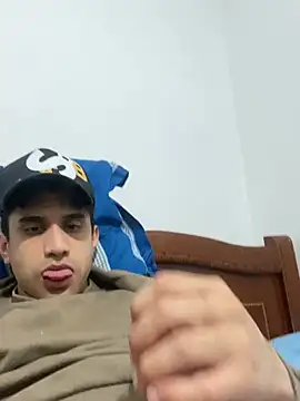 Camachito332 online show from 10, 4, 2026