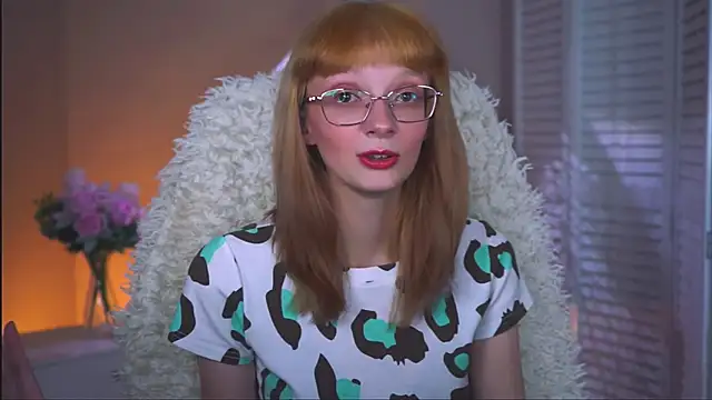 MollyJiggles online show from 30, 9, 2025