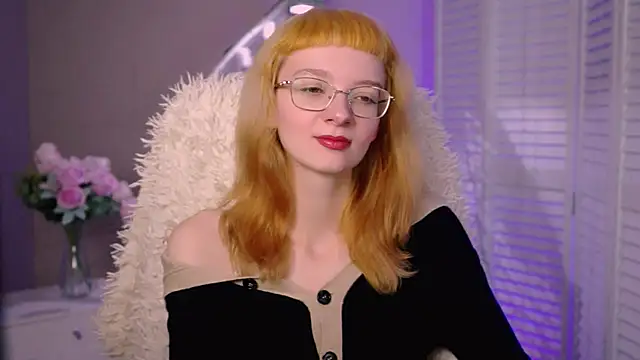 MollyJiggles online show from 18, 10, 2025