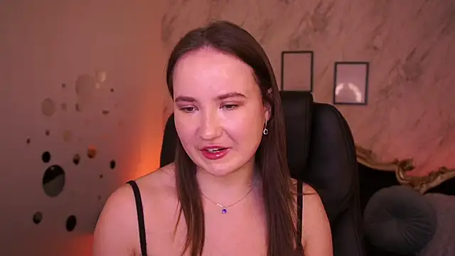 SofieBloom online show from 9, 4, 2026