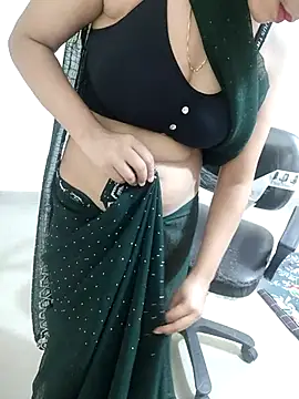 Snapshot of Pihu_Chopra chatting on 13, 9, 2025 Pihu Chopra online show from 13, 9, 2025