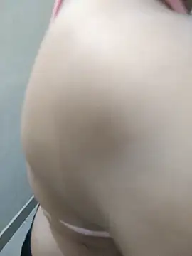 Snapshot of Pihu_Chopra chatting on 10, 10, 2025 Pihu Chopra online show from 10, 10, 2025