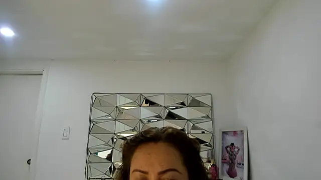 camixxx m online show from 10, 4, 2026