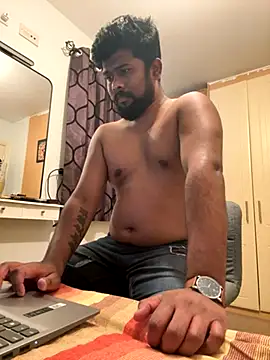 Snapshot of CrazyShashank chatting on 30, 9, 2025 CrazyShashank online show from 30, 9, 2025