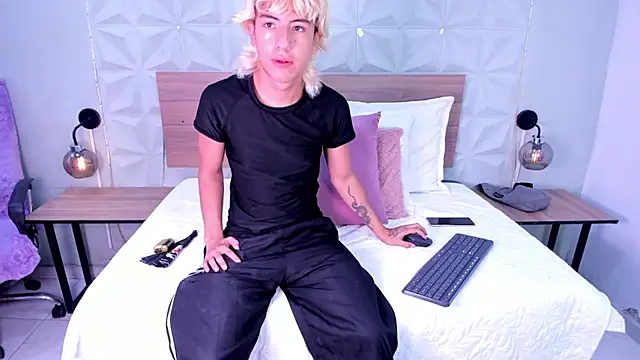 Enrrixxx  online show from 9, 2, 2026