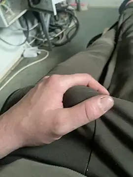 Snapshot of Marius1991 chatting on 25, 2, 2026 Marius1991 online show from 25, 2, 2026