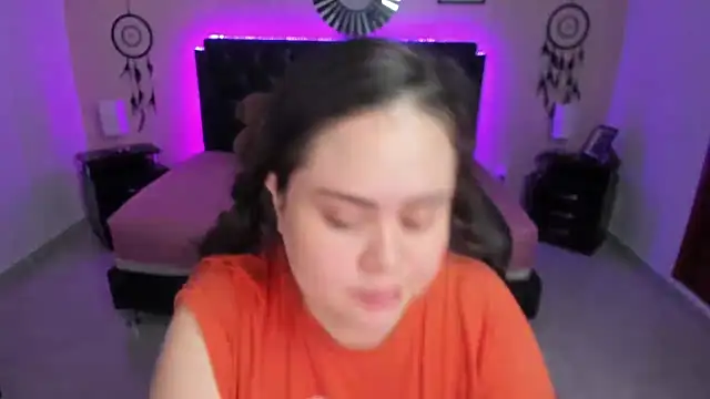 LolaVillalobos online show from 2, 12, 2025