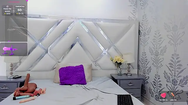 Snapshot of selenareyes chatting on 24, 9, 2025 selenareyes online show from 24, 9, 2025