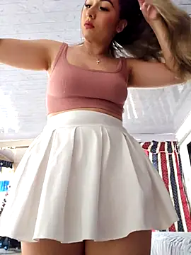 Natasanz online show from 13, 9, 2025