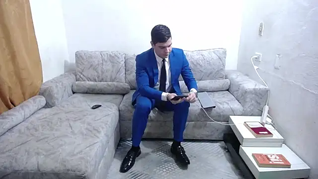 Snapshot of Victor_Maitland chatting on 18, 6, 2026 Victor Maitland online show from 18, 6, 2026