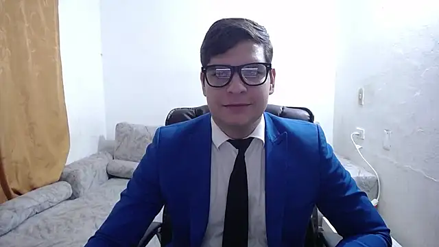Snapshot of Victor_Maitland chatting on 7, 7, 2026 Victor Maitland online show from 7, 7, 2026