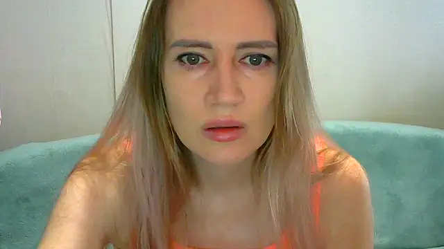 JessFoxxx online show from 24, 3, 2026