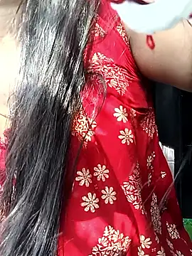 Snapshot of Desi_couple305 chatting on 18, 10, 2025 Desi couple305 online show from 18, 10, 2025