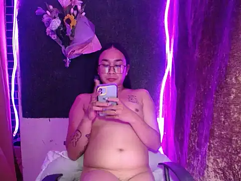 in yourdreamstarxx online show from 5, 1, 2026