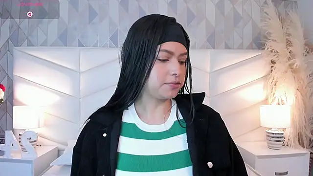 Snapshot of victoria___jonnes chatting on 21, 9, 2025 victoria jonnes online show from 21, 9, 2025