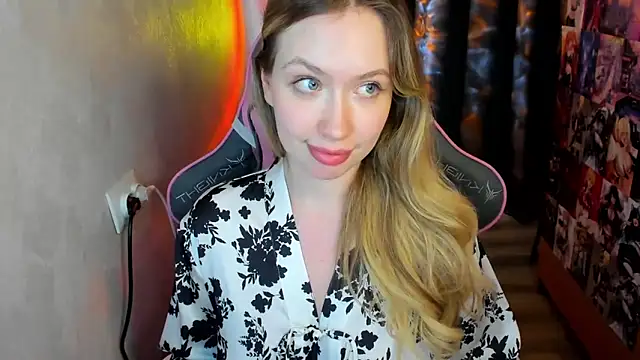 Snapshot of NicoleRiccii chatting on 8, 3, 2026 NicoleRiccii online show from 8, 3, 2026