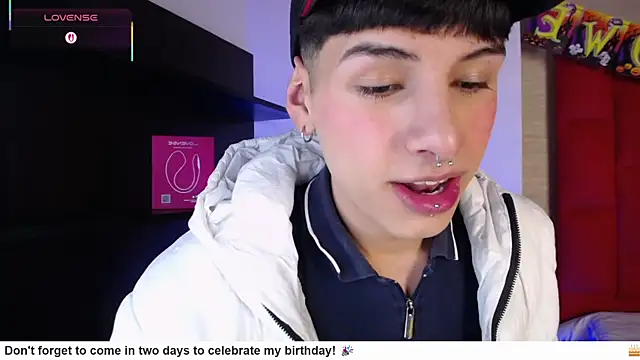 Snapshot of Ezra_Storm chatting on 9, 10, 2025 Ezra Storm online show from 9, 10, 2025