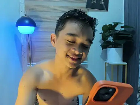 sexysam14 online show from 5, 11, 2025