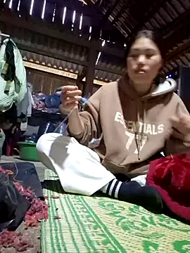 Snapshot of cincin_677 chatting on 31, 10, 2025 cincin 677 online show from 31, 10, 2025