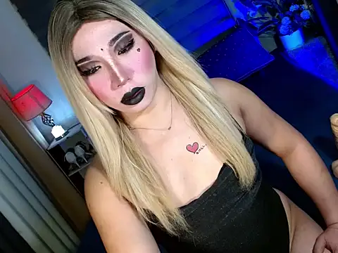 Snapshot of yan2xcumsalotxx chatting on 22, 9, 2025 yan2xcumsalotxx online show from 22, 9, 2025