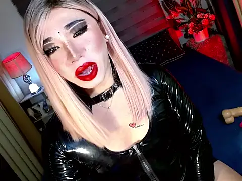 Snapshot of yan2xcumsalotxx chatting on 17, 10, 2025 yan2xcumsalotxx online show from 17, 10, 2025