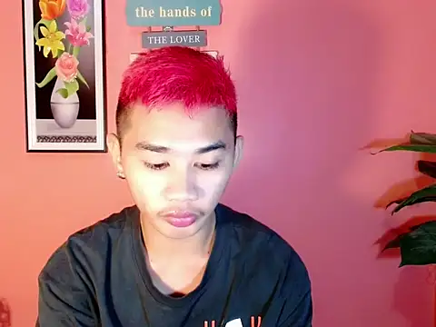 Snapshot of asianhardcock25 chatting on 5, 10, 2025 asianhardcock25 online show from 5, 10, 2025