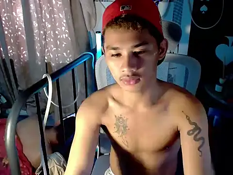 Snapshot of asianhardcock25 chatting on 7, 2, 2026 asianhardcock25 online show from 7, 2, 2026