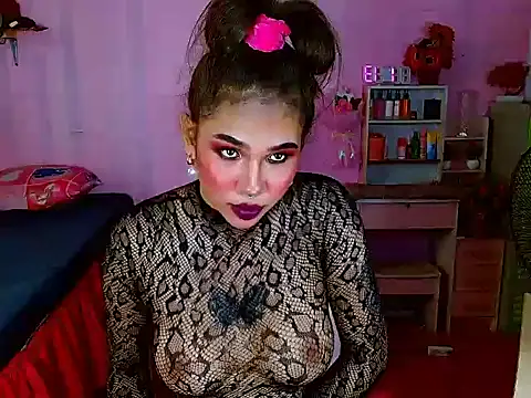 Nastykinkycutedoll online show from 25, 6, 2026
