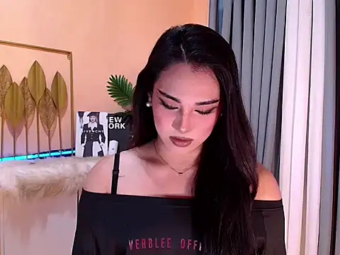 Snapshot of magnificent_kitana chatting on 9, 2, 2026 magnificent kitana online show from 9, 2, 2026