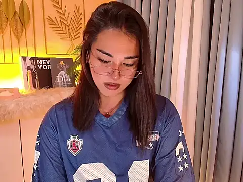 Snapshot of magnificent_kitana chatting on 22, 3, 2026 magnificent kitana online show from 22, 3, 2026