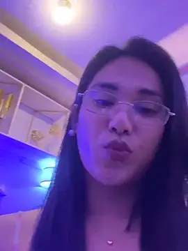 Snapshot of magnificent_kitana chatting on 3, 4, 2026 magnificent kitana online show from 3, 4, 2026