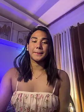 Snapshot of magnificent_kitana chatting on 8, 4, 2026 magnificent kitana online show from 8, 4, 2026