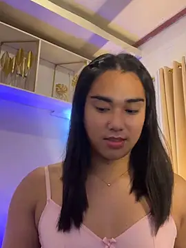 Snapshot of magnificent_kitana chatting on 11, 4, 2026 magnificent kitana online show from 11, 4, 2026