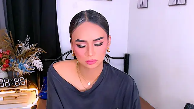 Zialustts online show from 6, 3, 2026