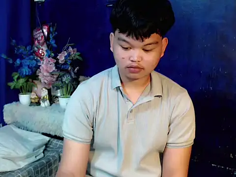 Reynelcock online show from 12, 2, 2026