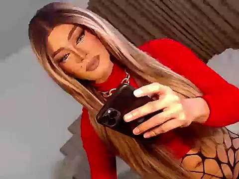 Mia holtxxx online show from 18, 4, 2026