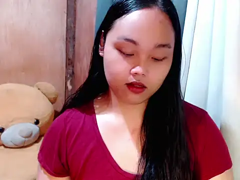  Lylia online show from 6, 2, 2026