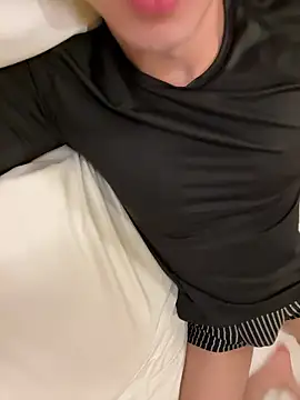 gochu1004 online show from 30, 11, 2025