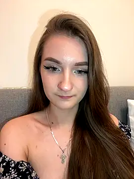 AdelinaEmber online show from 27, 11, 2025