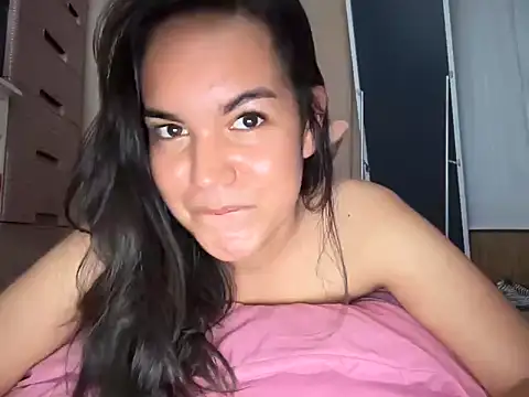 Snapshot of Enchantress_Magdalena chatting on 3, 8, 2026 Enchantress Magdalena online show from 3, 8, 2026